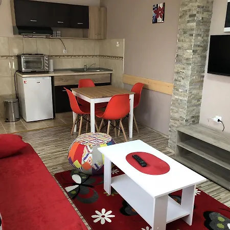 Apartmanhotel Mistik 2*
